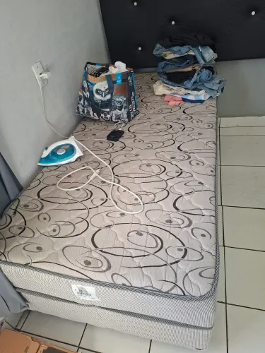 Cama