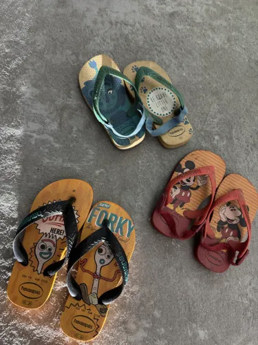Havaiana infantil