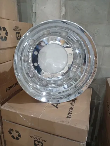 Roda alumínio 275/295  R22,5 auto brilho interno e externo borda larga 