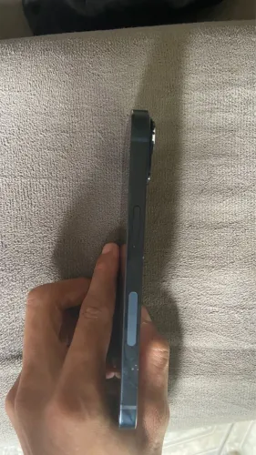 iPhone 14 normal