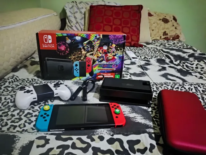 Nintendo Switch V2 Completo na Caixa + Controle Extra LinYuvo + Naruto Connections/Fisico