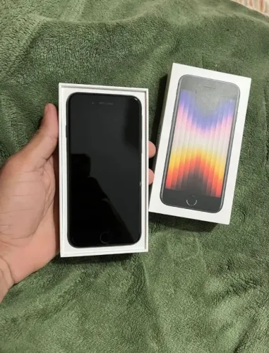 iPhone SE 3 geração  troco por xiaomi