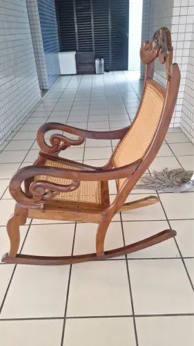 ANTIGA CADEIRA DE BALANÇO PERNAMBUCA