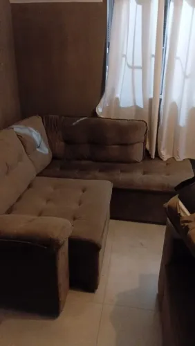 Sofá formato L