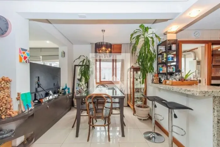 Apartamento à Venda - Auxiliadora, 2 Quartos, 174 m2