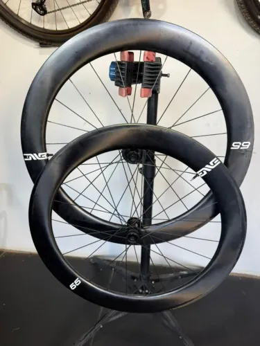 Rodas ENVE 65 - Carbono | Zero Sem Uso | Speed