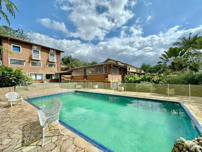 Casa com 5 dormitórios, 650 m² - venda por R$ 1.720.000 ou aluguel por R$ 13.410/mês - Par