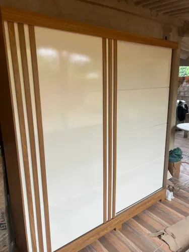 Vendo guarda-roupa novo