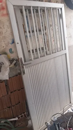Portão alumínio