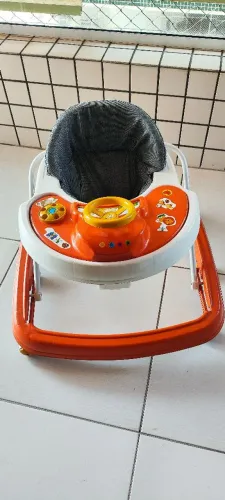 Andador de bebê