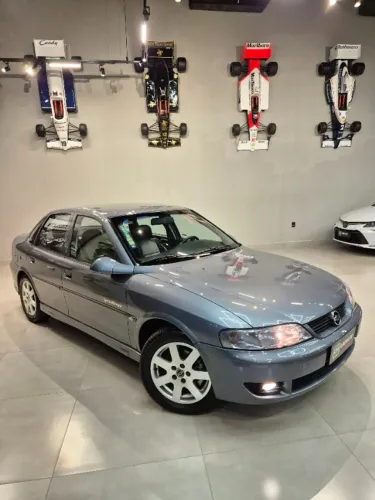 Chevrolet Vectra GLS/ Challenge 2.2 MPFI 16V 2001