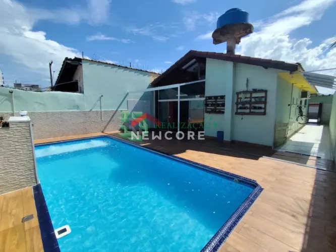 Casa em Avenida São Paulo - Santa Eugênia - Mongaguá/SP