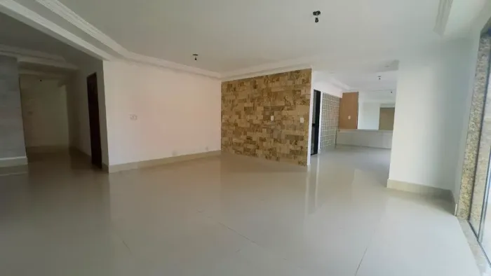 APARTAMENTO REFORMADO EM TAGUATINGA - C3 - 280m2 - 3 SUÍTES - DCE - ARMARIOS PLANEJADOS