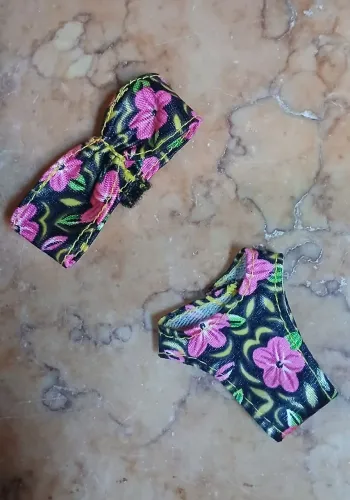 Roupinha da boneca Barbie Tropical Splach de 1996 Estrela