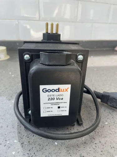 Autotransformador Conversor Goodlux Bivolt 110~220