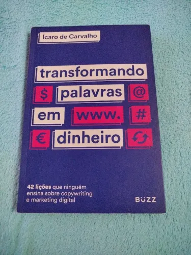 Livro Transforme palavras em dinheiro
