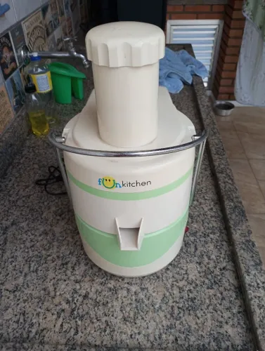 Espremedor de alimentos.