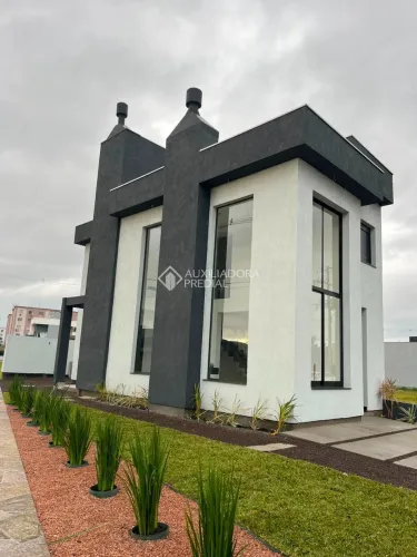 Casa 3 quartos no Condomínio fechado no bairro Hípica