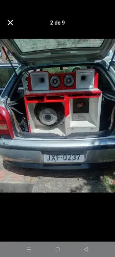 Som automotivo, trio