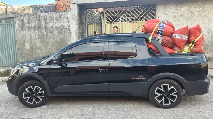 Fazemos frete pequenas mudanças em todo estado do Pará. Também temos carro fechado ..