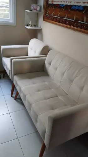 Sofá 2 lugares + poltrona