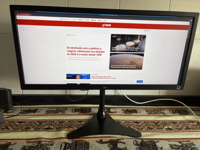 Monitor LG UltraWide 26" IPS 26WQ500-B - 2560x1080, 75Hz, HDR10