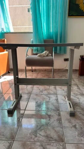 Mesa pra maquina de costura portátil