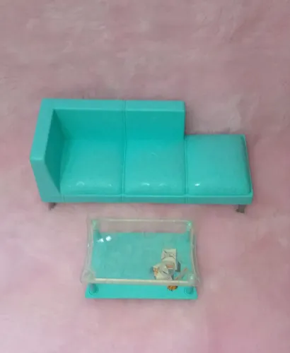 Lote de móveis da Barbie.