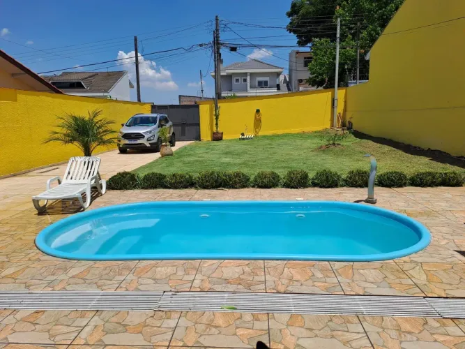 Alugo Casa Semi Mobiliada com Piscina Bairro Lindóia- Direto com Proprietário