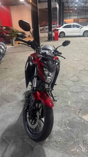 CB 300 F
