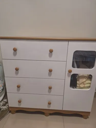 Cômoda de bebê 