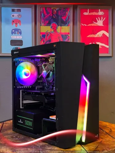 Desktop i5 4590, RX 550, 16GB, SSD 256GB, Fonte 500W, Gabinete AeroCool, Win 10 Pro