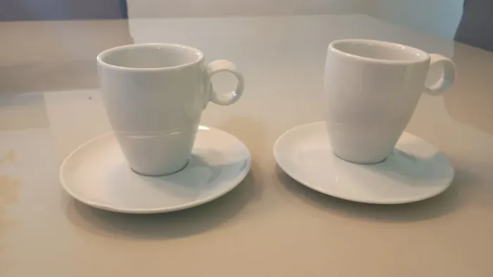 12 Xícaras de Café Germer com Pires - Porcelana Branca