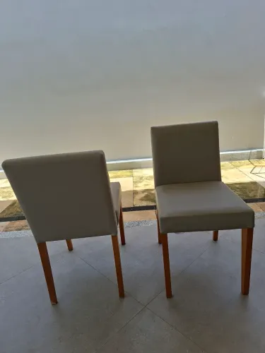 Jogo de cadeiras para mesa de jantar