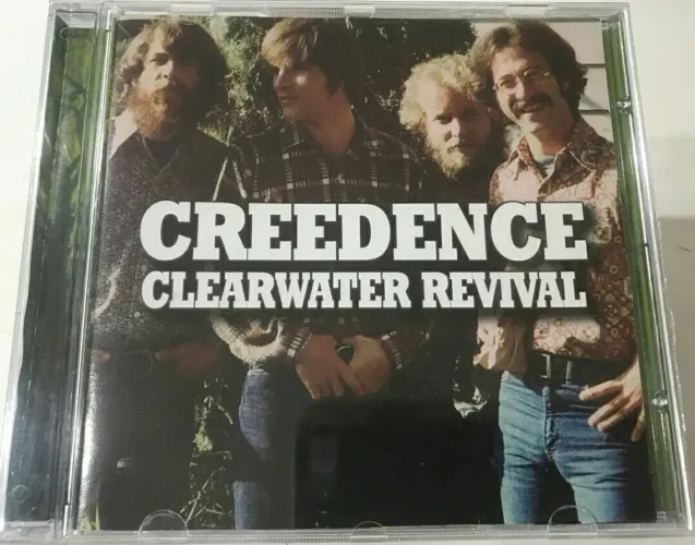 álbum cd novo creedence R$ 30