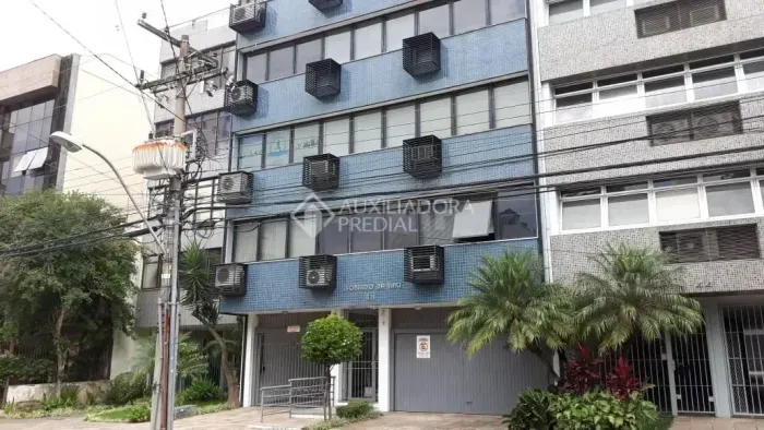 Salas Comerciais, bairro Petrópolis, ótima localização!