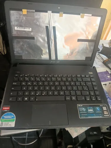 Asus X401U ...Carcaça com placa mãe funcionando...