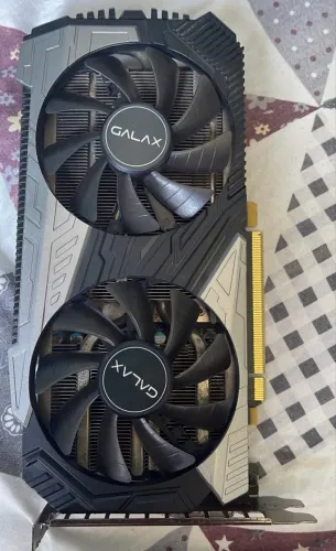 Placa de vídeo RTX 8GB 256 bits super