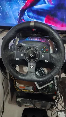 Volante Logitech g920 com cambio