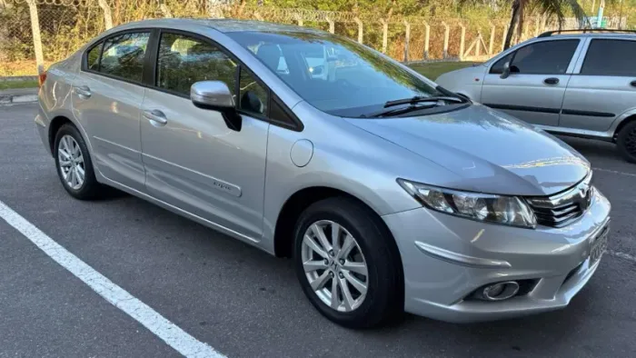 Honda Civic Sed. Lxl/lxl SE 1.8 Flex 16V Mec. 2012