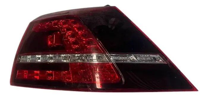 Lanterna Traseira Direita Vw Golf 2014 (5g0945208) Direito/passageiro Vermelho
