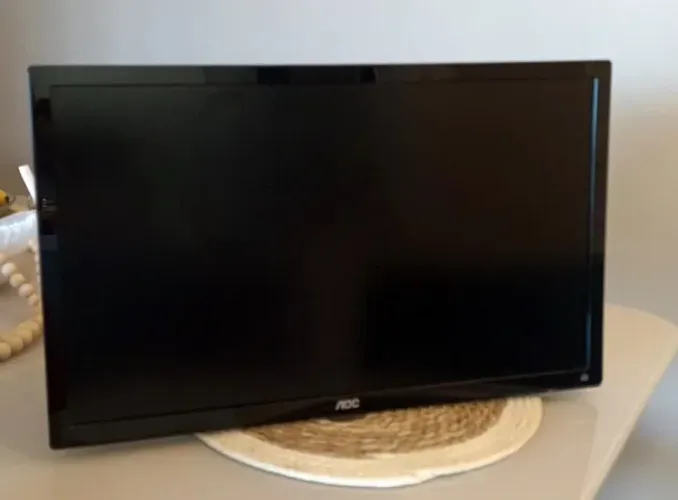 TV AOC 24" LED LE24D1461