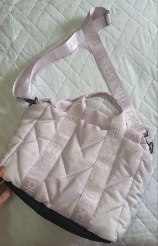 Bolsa média track e field