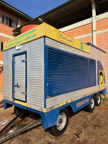 Refrigerador de grãos e sementes