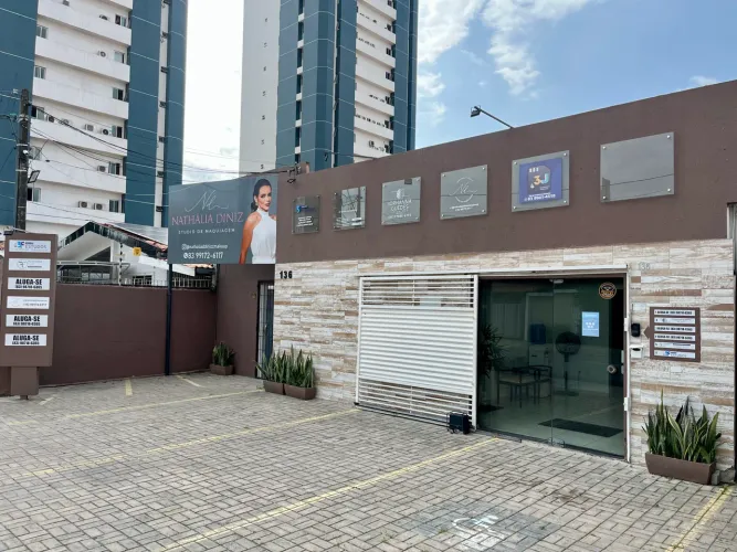 SALA COMERCIAL MOBILIADA - TAMBAÚZINHO | R$ 1.000/MÊS