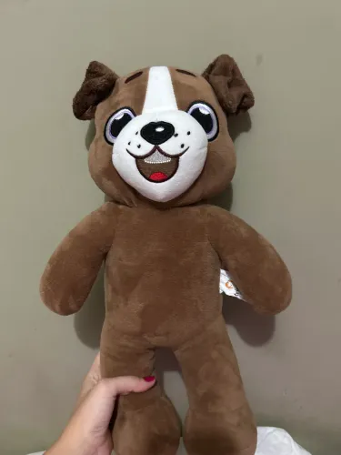 Urso criamigos praticamente novo. Com luminária de gatinho que brilha no escuro