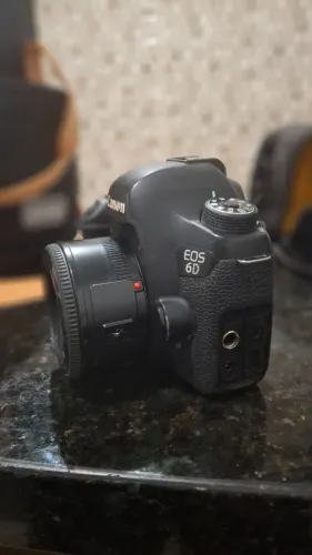 Camera canon 6D com lente 50mm