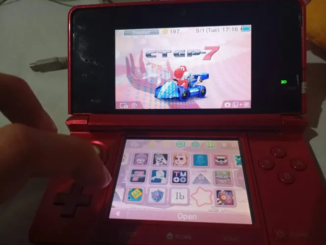3ds desbloqueado com carregador e caneta
