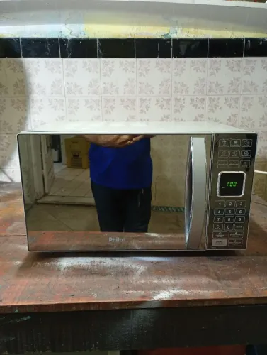 Microondas Philco 25 litros espelhado