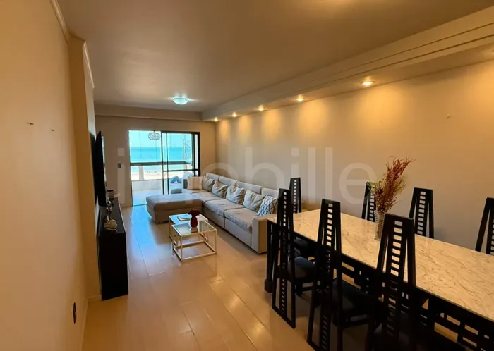 Apartamento no Edificio Malibu em Balneário Camboriú.